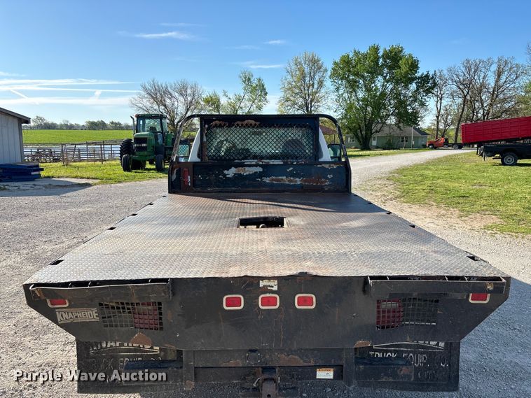 image for item FG0233 2009 Ford F350 flatbed pickup truck