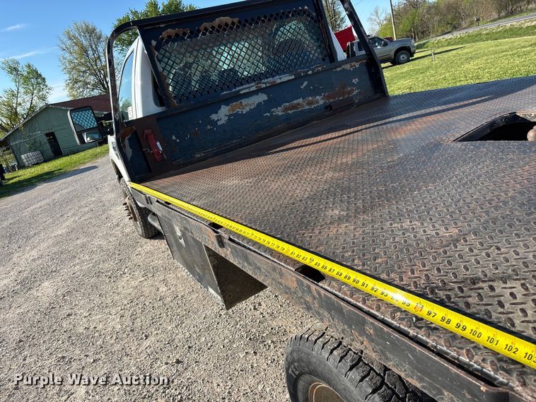 image for item FG0233 2009 Ford F350 flatbed pickup truck
