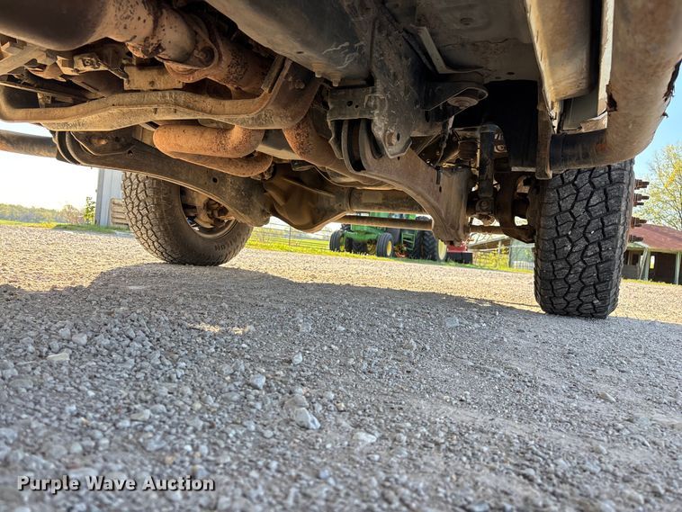 image for item FG0233 2009 Ford F350 flatbed pickup truck