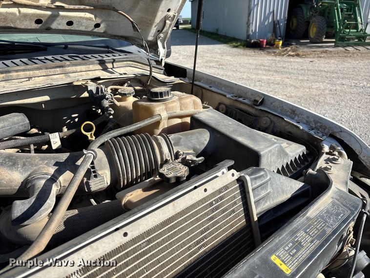 image for item FG0233 2009 Ford F350 flatbed pickup truck