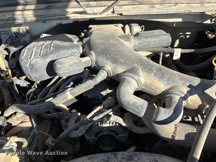 image for item FG0233 2009 Ford F350 flatbed pickup truck