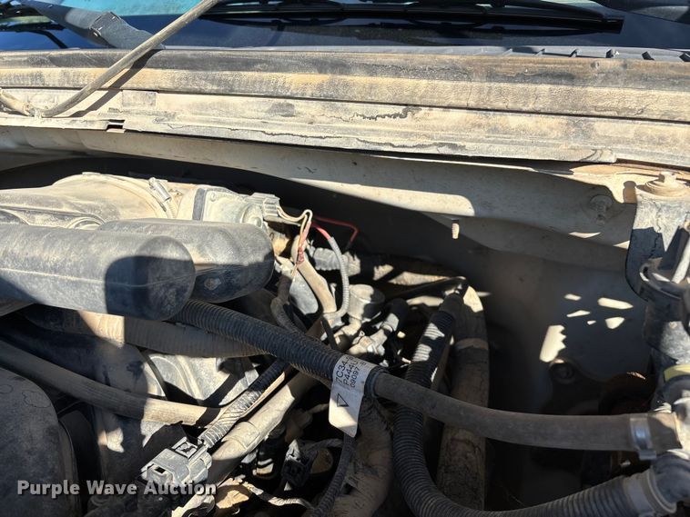 image for item FG0233 2009 Ford F350 flatbed pickup truck