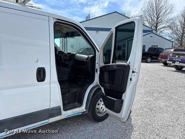 image for item FG0240 2014 RAM Promaster 1500 van