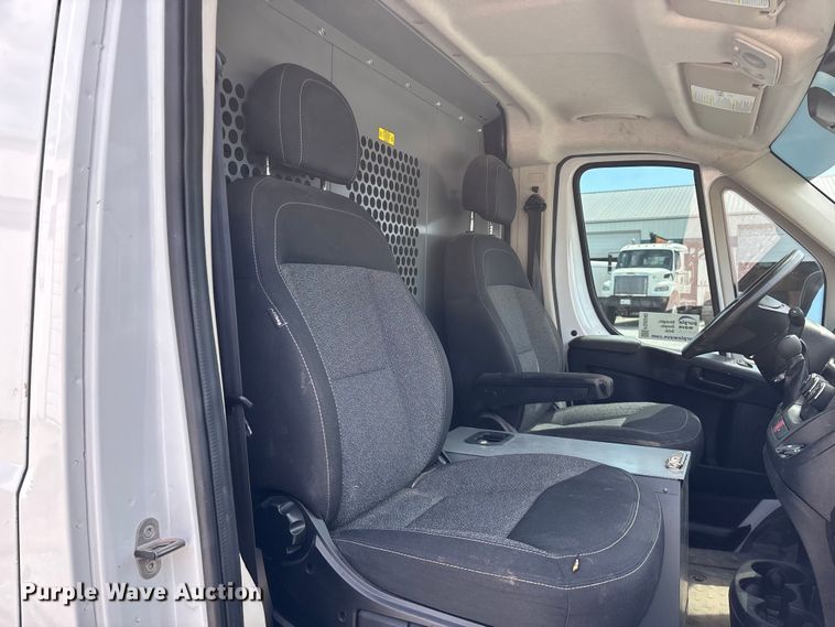 image for item FG0240 2014 RAM Promaster 1500 van