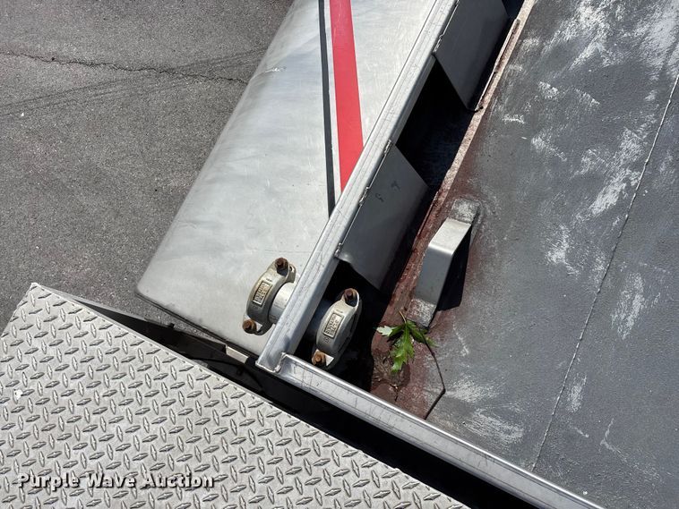 image for item FG0291 1989 Ford F600 fuel truck