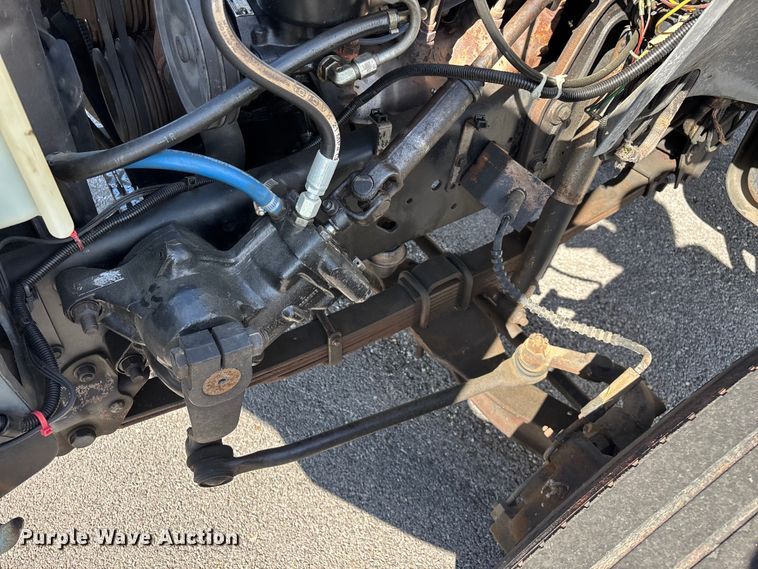 image for item FG0291 1989 Ford F600 fuel truck