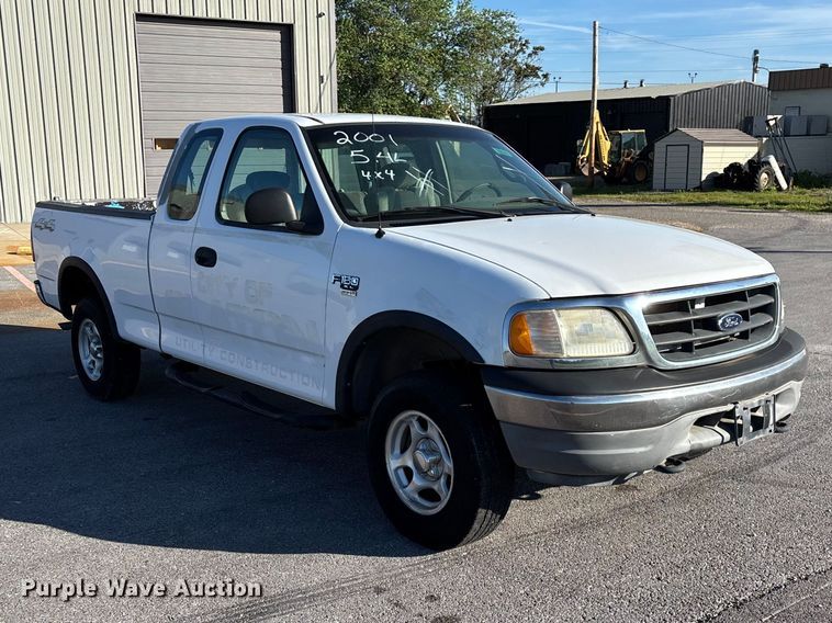 image for item FG0292 2001 Ford F150 Ext. Cab pickup truck