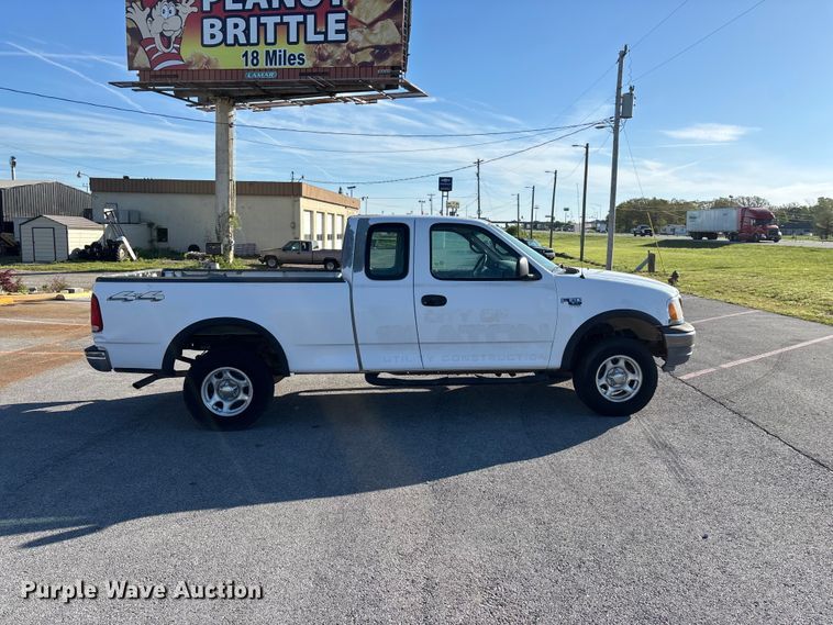 image for item FG0292 2001 Ford F150 Ext. Cab pickup truck