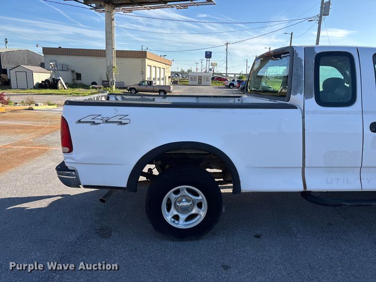 image for item FG0292 2001 Ford F150 Ext. Cab pickup truck