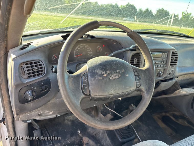 image for item FG0292 2001 Ford F150 Ext. Cab pickup truck