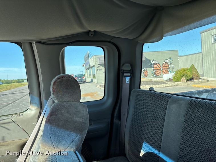 image for item FG0292 2001 Ford F150 Ext. Cab pickup truck