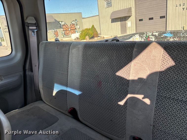 image for item FG0292 2001 Ford F150 Ext. Cab pickup truck