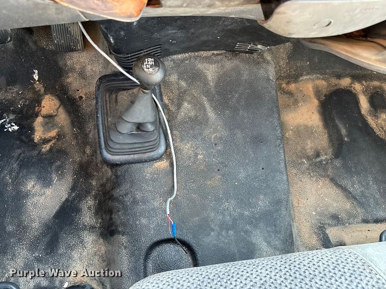 image for item FG0292 2001 Ford F150 Ext. Cab pickup truck