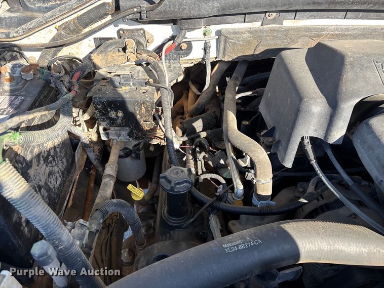 image for item FG0292 2001 Ford F150 Ext. Cab pickup truck