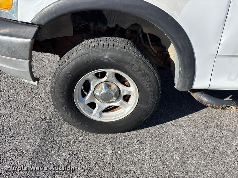 image for item FG0292 2001 Ford F150 Ext. Cab pickup truck