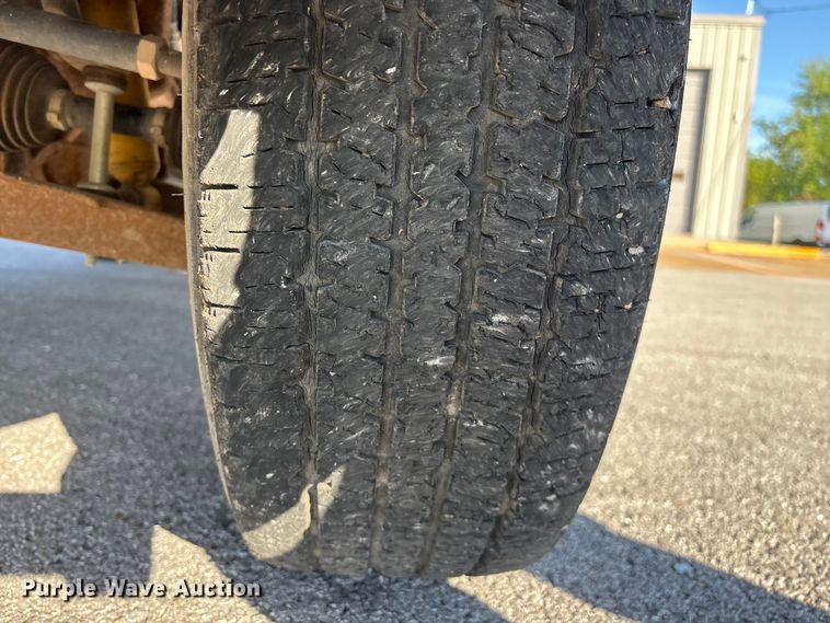 image for item FG0292 2001 Ford F150 Ext. Cab pickup truck