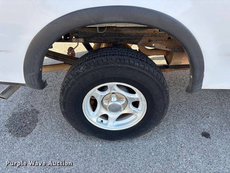 image for item FG0292 2001 Ford F150 Ext. Cab pickup truck