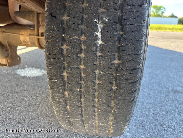 image for item FG0292 2001 Ford F150 Ext. Cab pickup truck