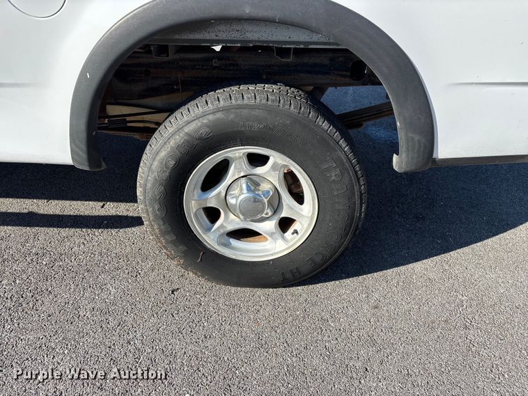 image for item FG0292 2001 Ford F150 Ext. Cab pickup truck