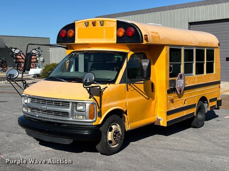 image for item FG0295 1998 Chevrolet Express school bus