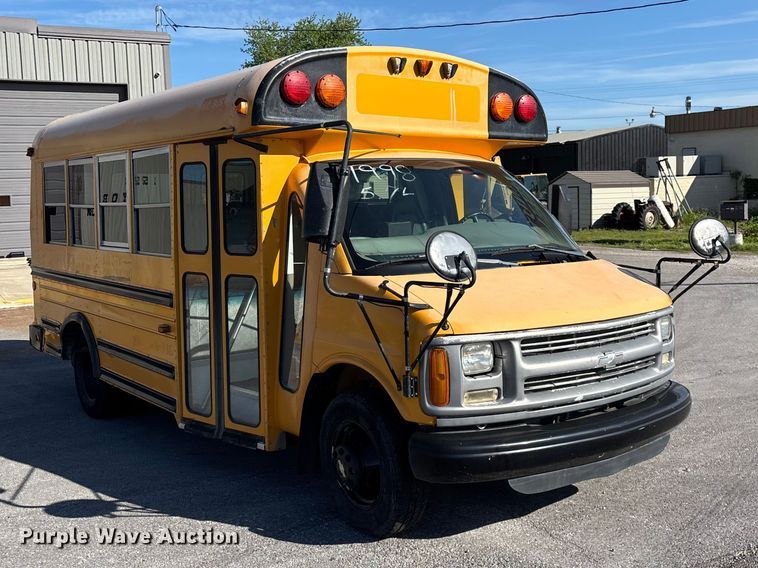 image for item FG0295 1998 Chevrolet Express school bus