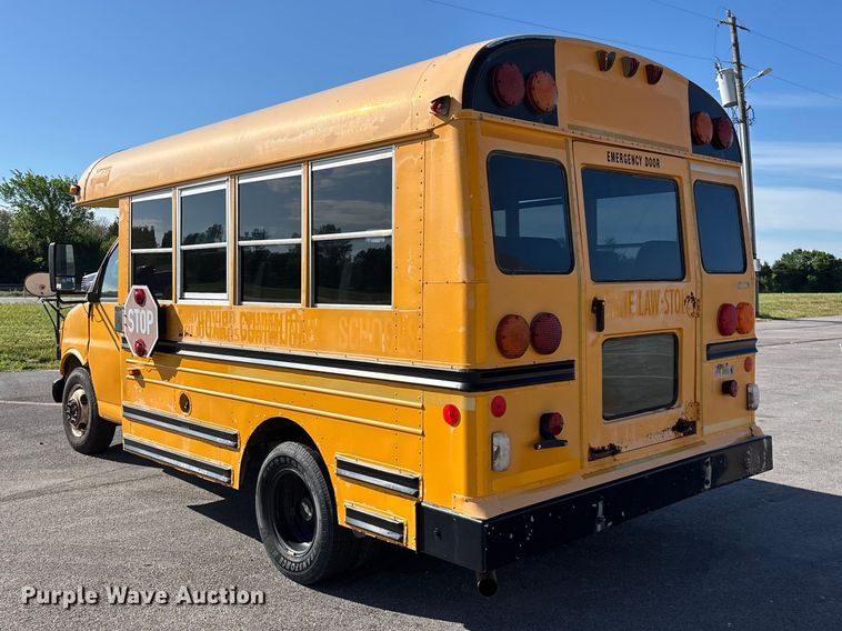 image for item FG0295 1998 Chevrolet Express school bus
