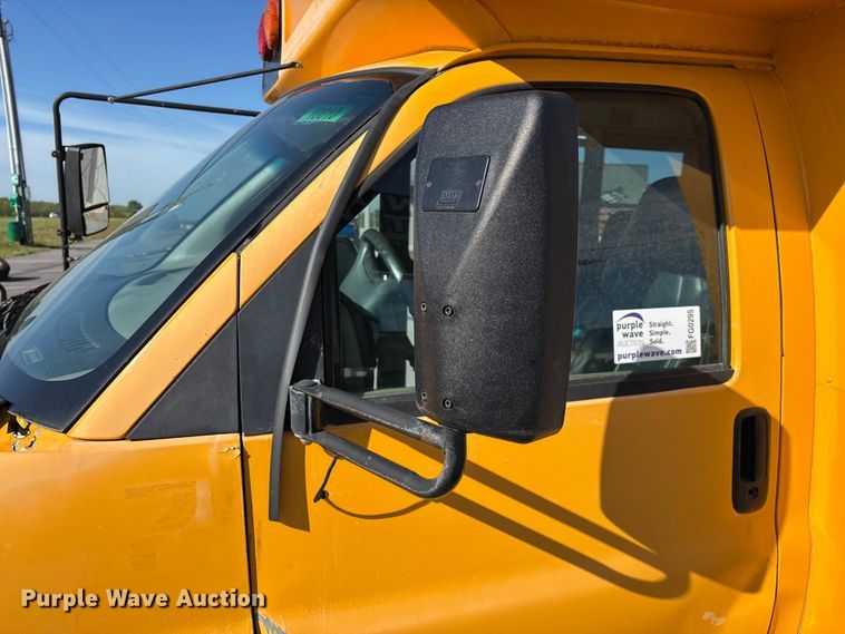 image for item FG0295 1998 Chevrolet Express school bus