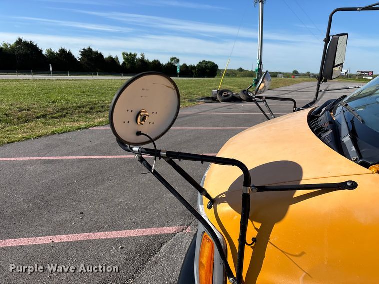 image for item FG0295 1998 Chevrolet Express school bus