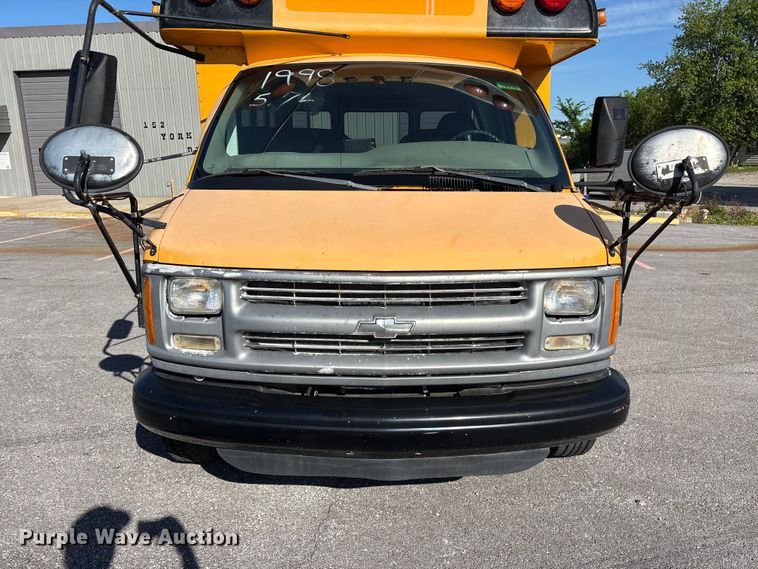 image for item FG0295 1998 Chevrolet Express school bus