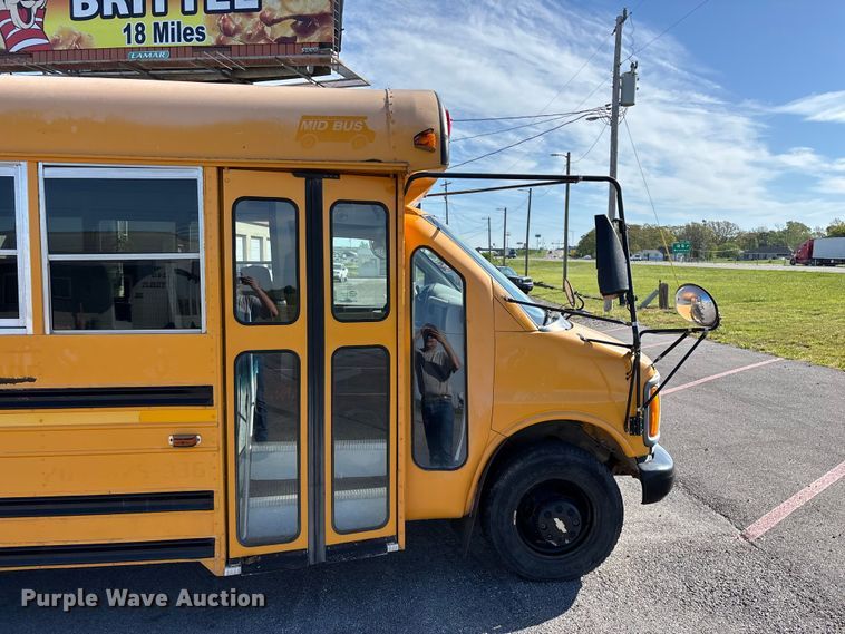 image for item FG0295 1998 Chevrolet Express school bus