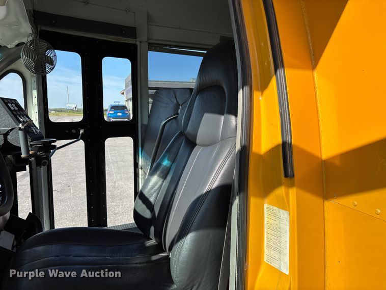 image for item FG0295 1998 Chevrolet Express school bus