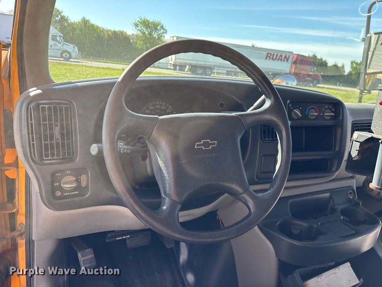 image for item FG0295 1998 Chevrolet Express school bus