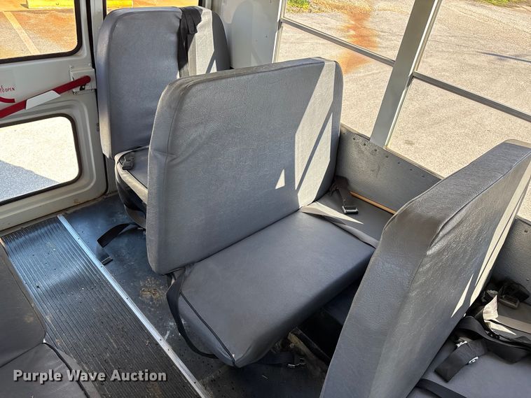 image for item FG0295 1998 Chevrolet Express school bus