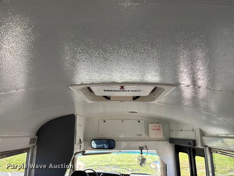 image for item FG0295 1998 Chevrolet Express school bus