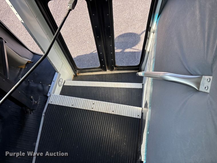 image for item FG0295 1998 Chevrolet Express school bus