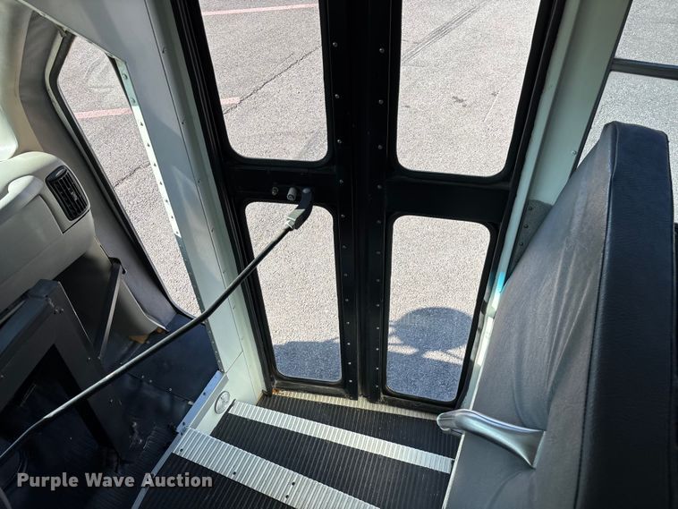 image for item FG0295 1998 Chevrolet Express school bus