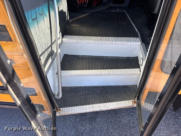 image for item FG0295 1998 Chevrolet Express school bus