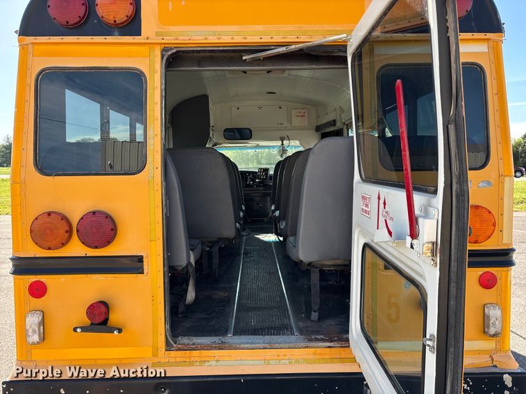 image for item FG0295 1998 Chevrolet Express school bus