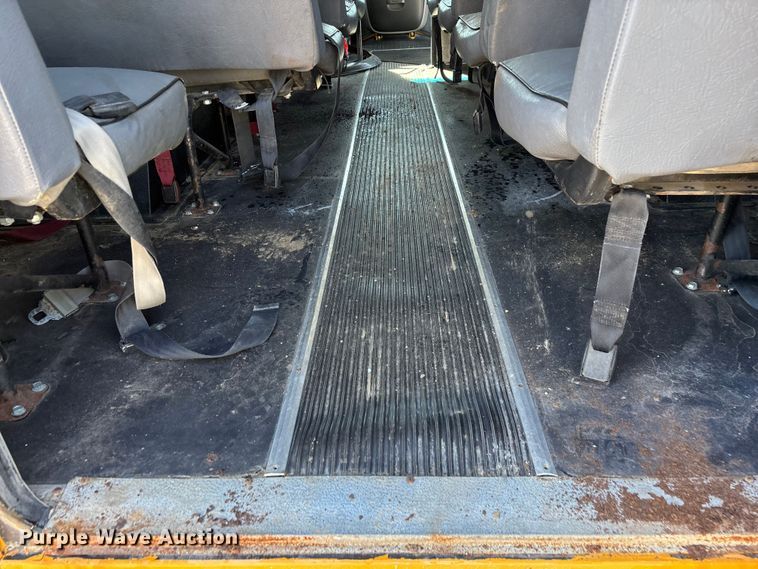 image for item FG0295 1998 Chevrolet Express school bus