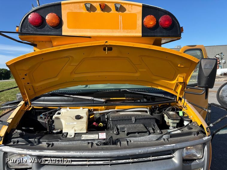 image for item FG0295 1998 Chevrolet Express school bus