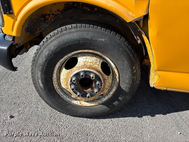 image for item FG0295 1998 Chevrolet Express school bus