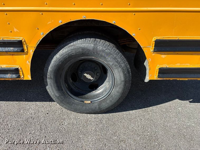 image for item FG0295 1998 Chevrolet Express school bus