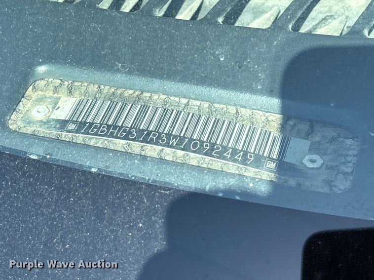 image for item FG0295 1998 Chevrolet Express school bus