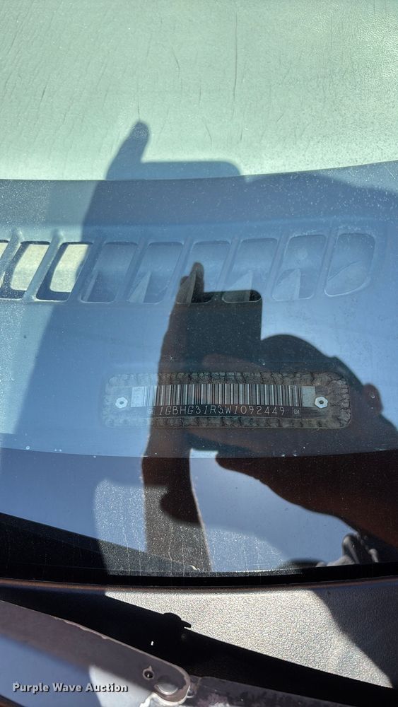 image for item FG0295 1998 Chevrolet Express school bus