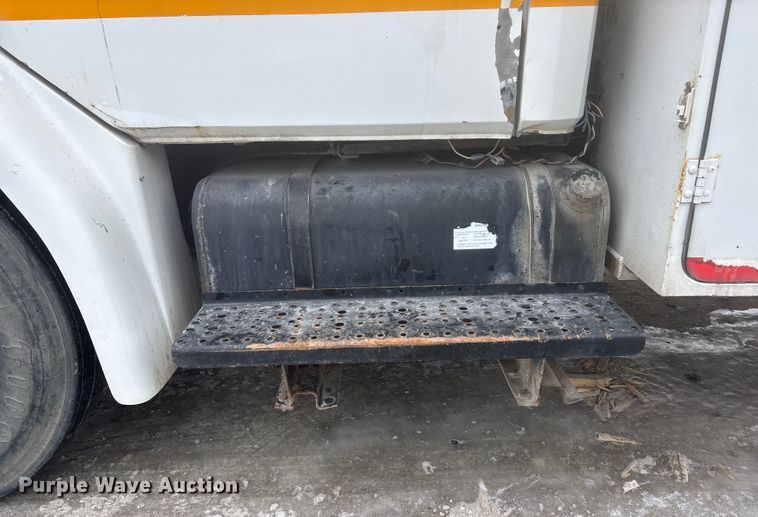 image for item FG1555 1998 Freightliner FL60 utility / service truck