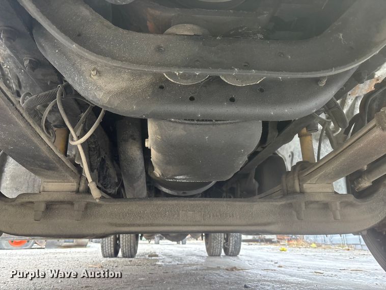 image for item FG1555 1998 Freightliner FL60 utility / service truck