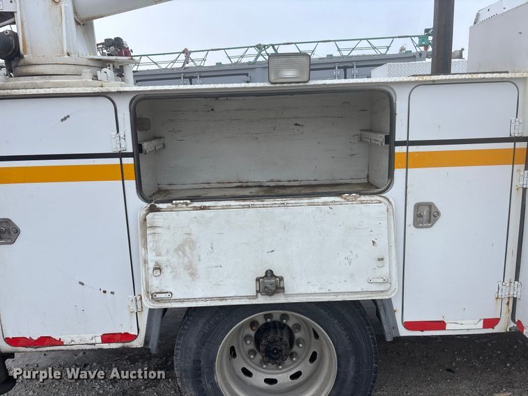 image for item FG1555 1998 Freightliner FL60 utility / service truck