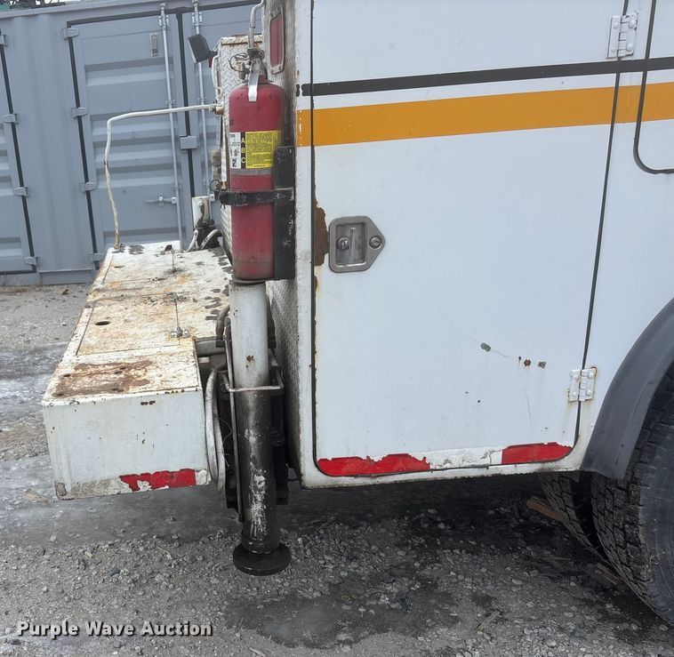 image for item FG1555 1998 Freightliner FL60 utility / service truck