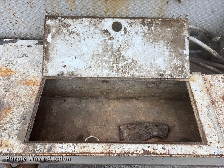 image for item FG1555 1998 Freightliner FL60 utility / service truck