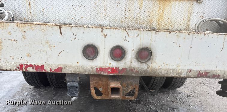 image for item FG1555 1998 Freightliner FL60 utility / service truck